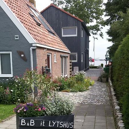 B&B It Lytshus Earnewâld Exteriér fotografie